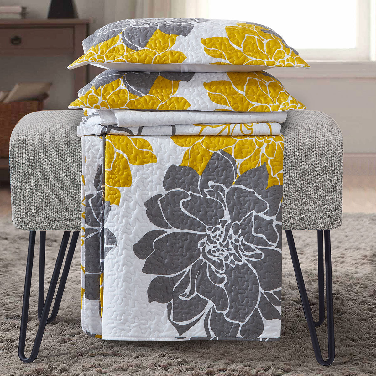 Helena Gold Reversible Oversize Quilt / Bedspread Set