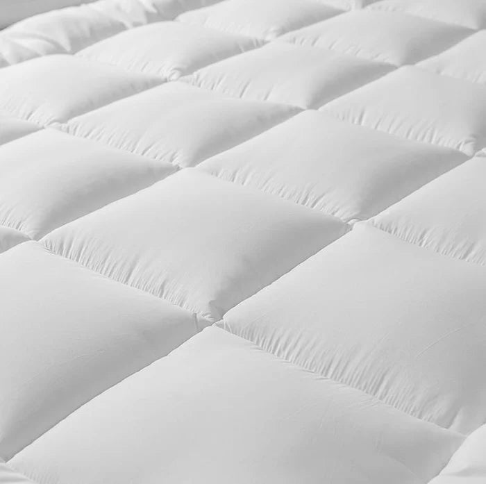 Soft breathable bamboo cotton mattress pad for comfort