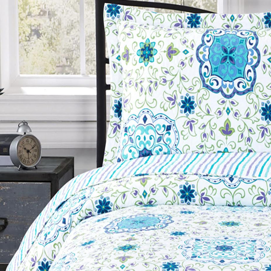arielle wrinkle-free quilts oversized in twin, queen quilt sets